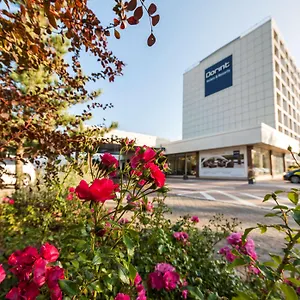 Dorint Main Taunus Zentrum Frankfurt Sulzbach מלון